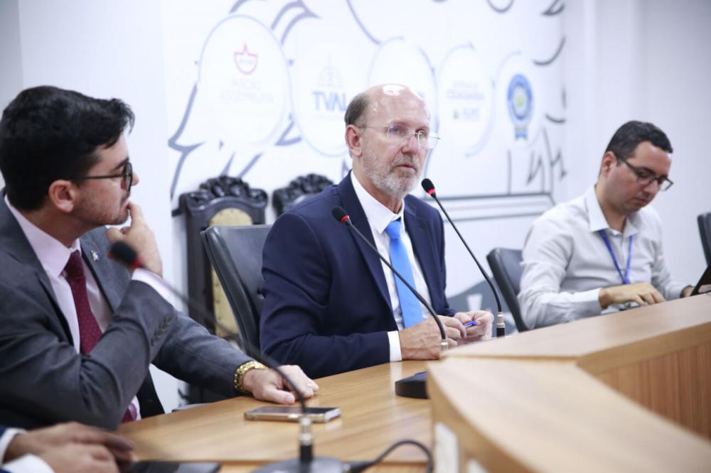 Assembleia realiza segunda reunião para debater o PLOA 2024 com a equipe da Sefaz