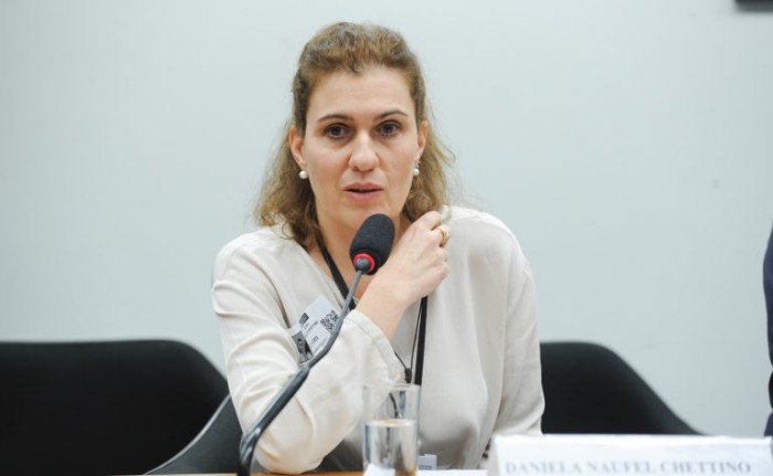 Governo conclui plano para garantir rádios comunitárias em todos os municípios do País