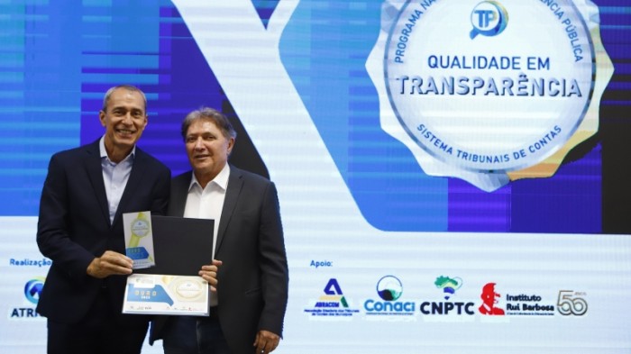 Prefeitura de Lucas do Rio Verde recebe selo de qualidade da transparência pública