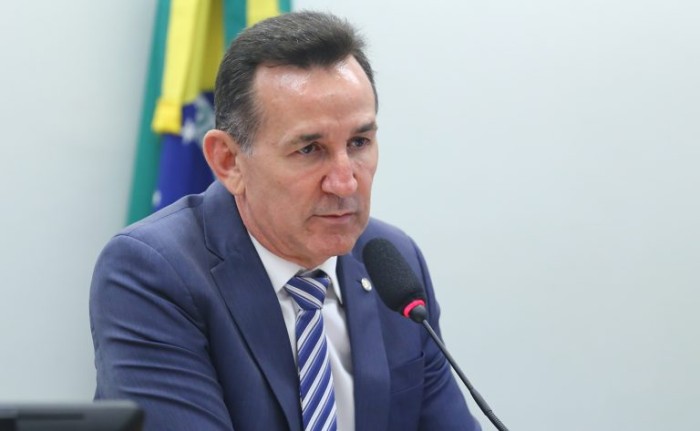 Comissão aprova diretrizes para elaborar política de indústria, tecnologia e comércio exterior