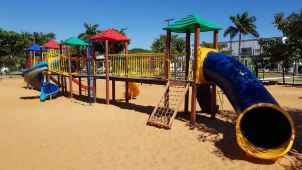 Presidente da Câmara indica necessidade de cercar os playgrounds do Município