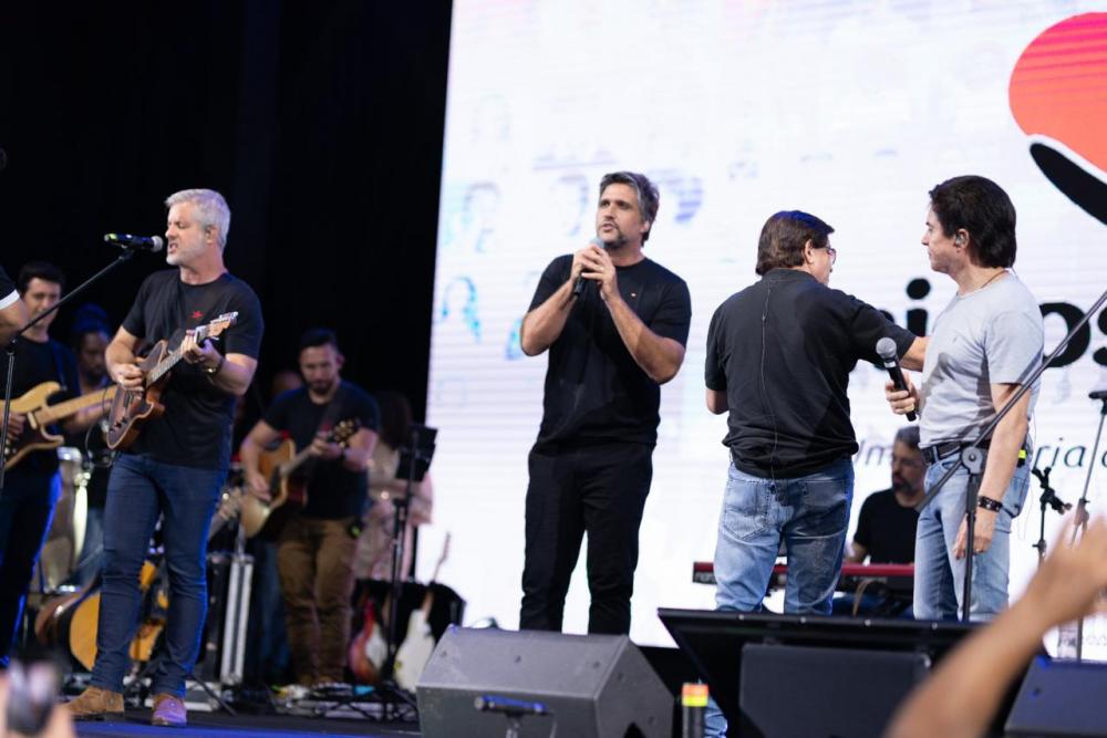 Grupo Mônaco arremata show por R$ 1 milhão; montante será destinado para quarto instituições filantrópicas