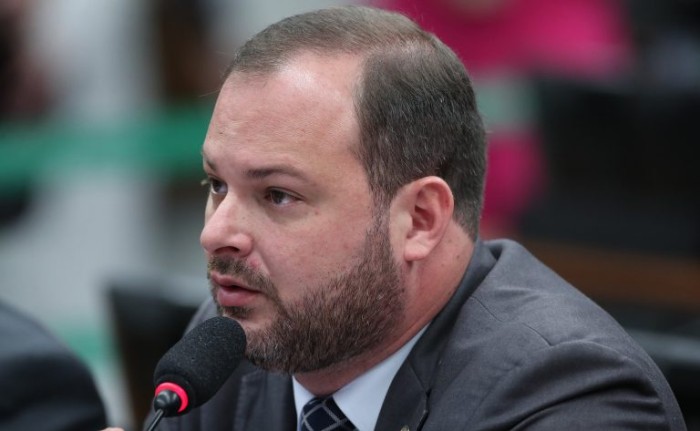 Comissão aprova aconselhamento genético em ações de planejamento familiar do SUS