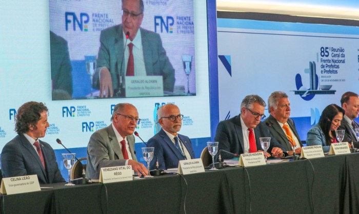 Alckmin confirma transferência de R$ 8,7 bilhões a municípios