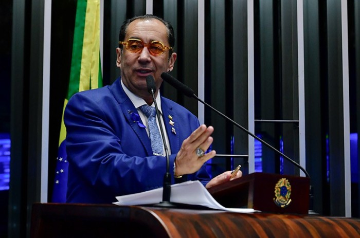 Kajuru questiona se time ABC de Natal recebeu dinheiro para derrotar Vila Nova