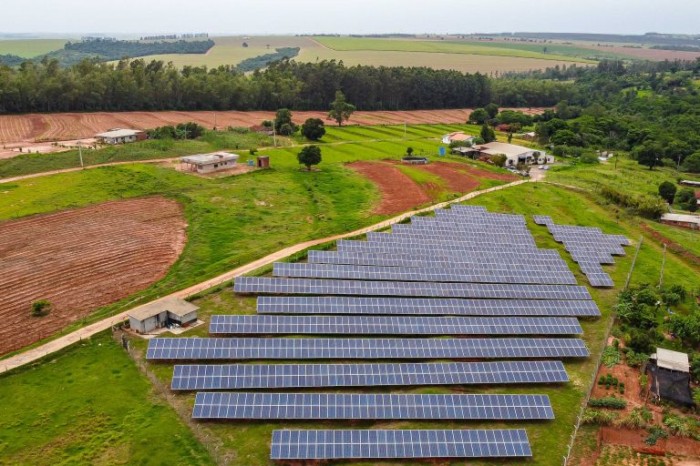 Comissão avalia queixas de consumidores sobre minigeração de energia