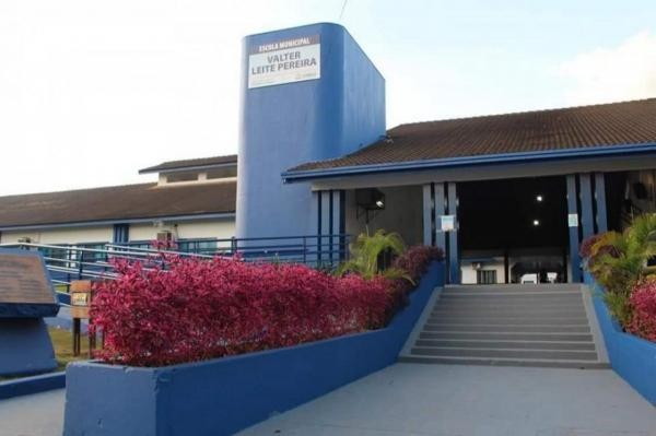 Vereador sugere construção de um saguão na escola Valter Leite Pereira