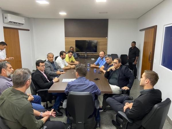 Câmara solicita ao Executivo revisão na porcentagem da concessão de aumento real aos servidores públicos municipais