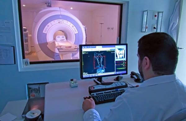 Vereador quer instituir o ‘Programa Corujão da Saúde’ em Sorriso