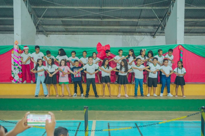 Escola Cecilia Meireles realiza terceira edição da Cantata de Natal