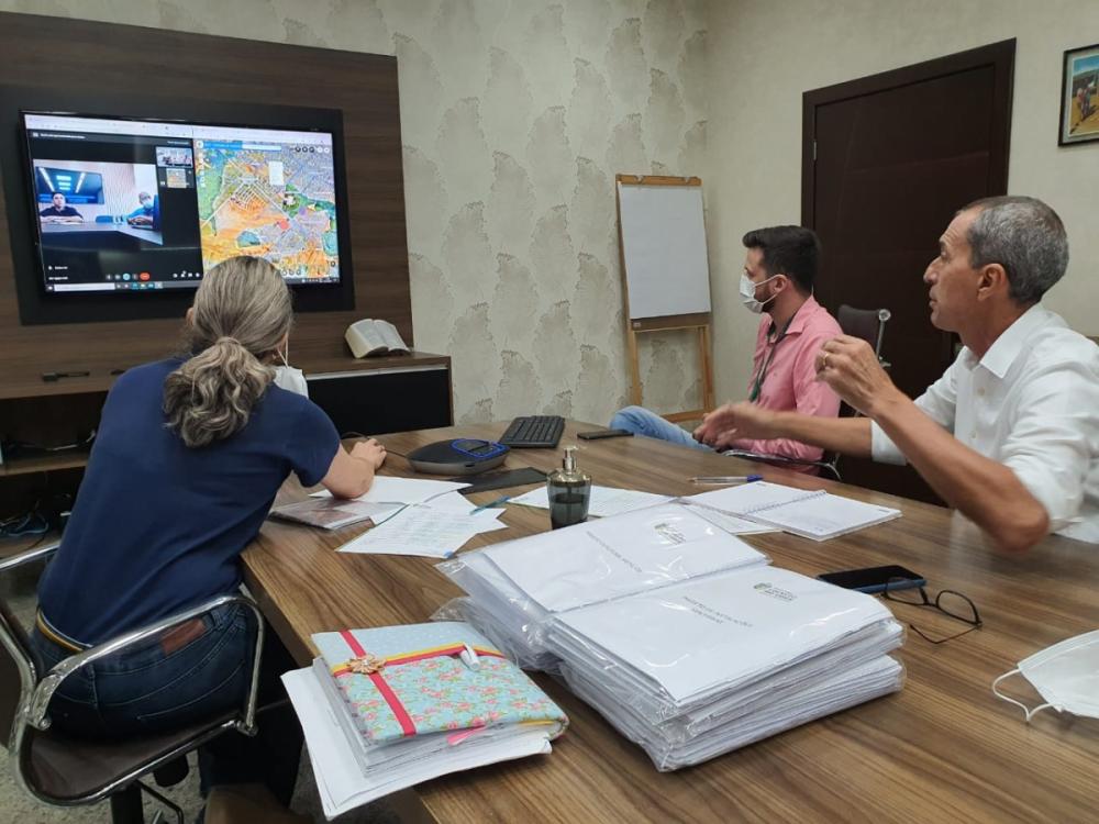 Miguel Vaz e Alan Porto articulam construção de nova escola para Lucas do Rio Verde