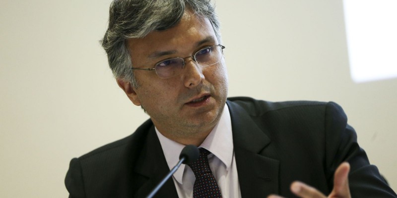 Ex-ministro Esteves Colnago assumirá Secretaria de Tesouro e Orçamento