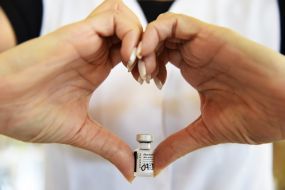 Prefeitura de Cuiabá realiza o “Sabadão da Pfizer” em dois shoppings da capital