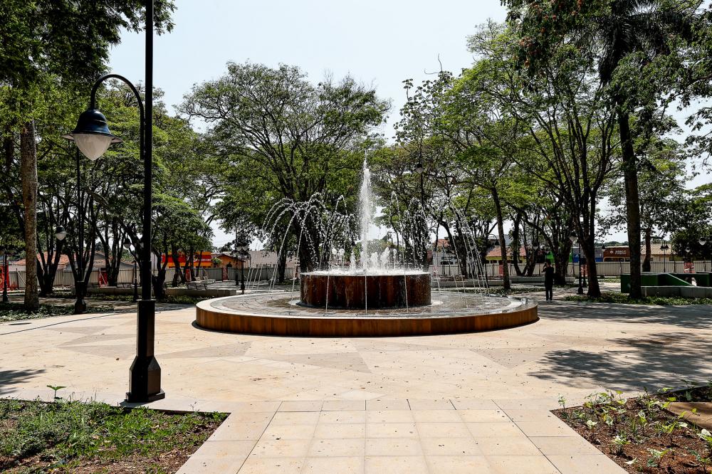 Prefeitura e Governo entregam reforma da Praça de Chapada no próximo sábado 