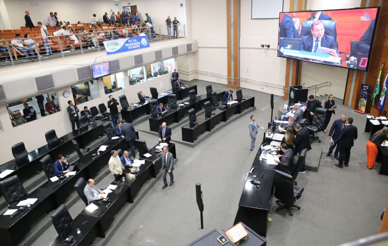 AL aprova lei que limita carga horaria mensal de servidores estaduais