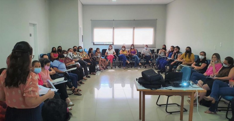 Servidoras do MTPrev participam de palestras sobre prevenção do câncer de mama