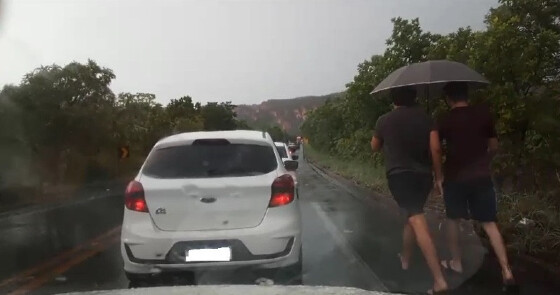 Chuvas causam nova interdição na MT-251 no trecho do Portão do Inferno 