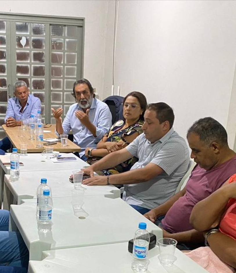 Prefeito interfere no MDB e pressiona por apoio a pré-candidato de outro partido