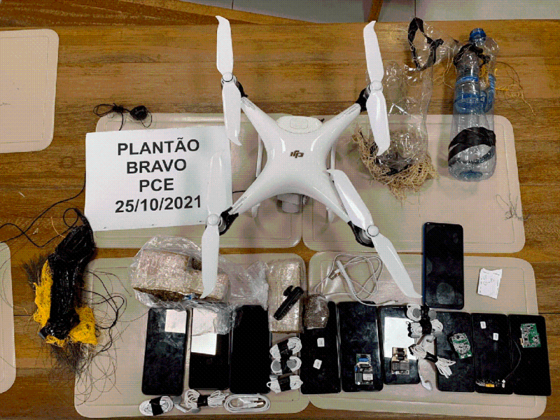 Policiais penais apreendem drone com 10 celulares e entorpecentes na PCE