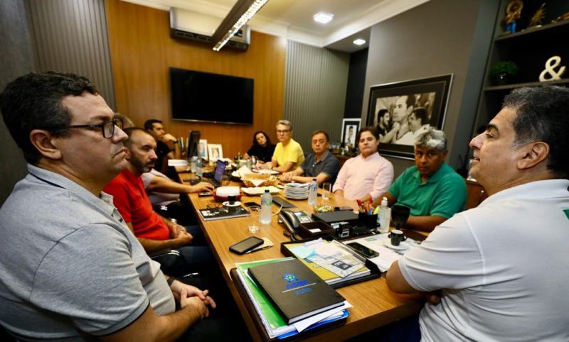 Prefeito de Cuiabá determina levantamento e alinha ações com gestores da Saúde