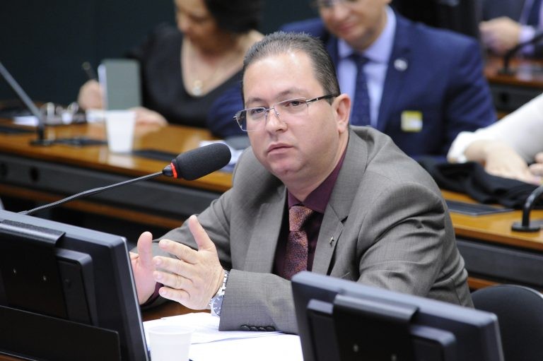 Comissão aprova projeto que inclui os softwares de código aberto entre as preferências do setor público