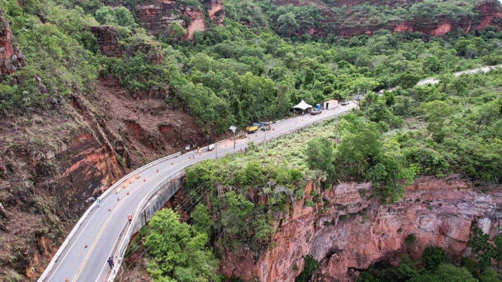Trânsito no Portão do Inferno está bloqueado das 9h às 11h