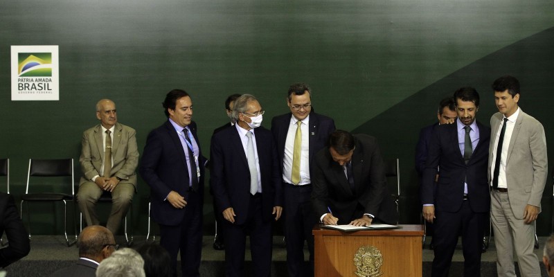 Às vésperas da COP26, governo cria comitê sobre mudanças climáticas