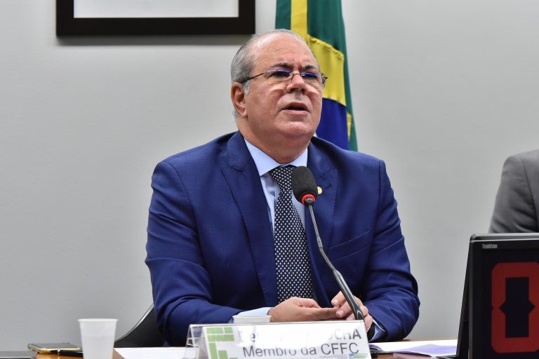 Pesquisa aponta que 30% dos alunos da rede pública não receberam merenda escolar durante a pandemia