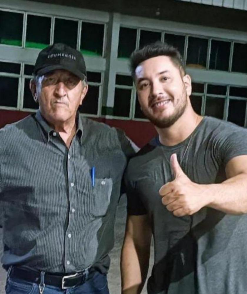 Pai e filho unem forças e possivelmente irão disputar eleição no mesmo partido; 'um a prefeito e o outro a vereador'