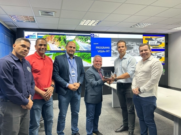 Câmara adere ao Vigia Mais MT e recebe 15 câmeras de segurança