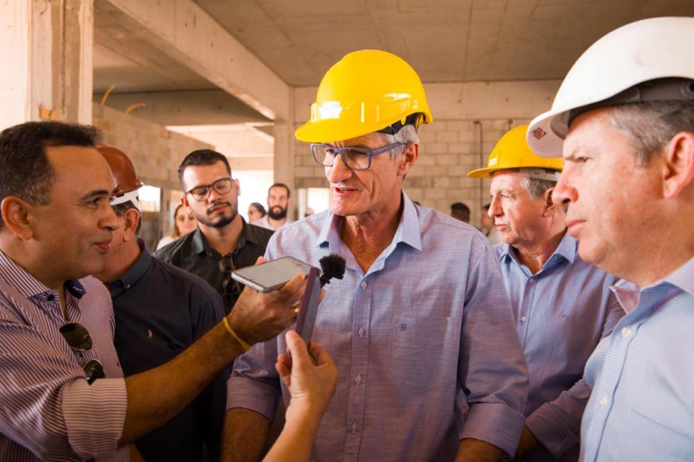 De acordo com pesquisa PercentBrasil, Chico Gamba é o prefeito mais bem avaliado de Mato Grosso com aprovação superior a 90%