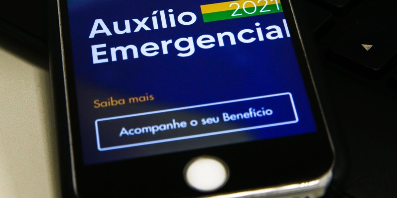 Caixa paga auxílio emergencial a nascidos em julho