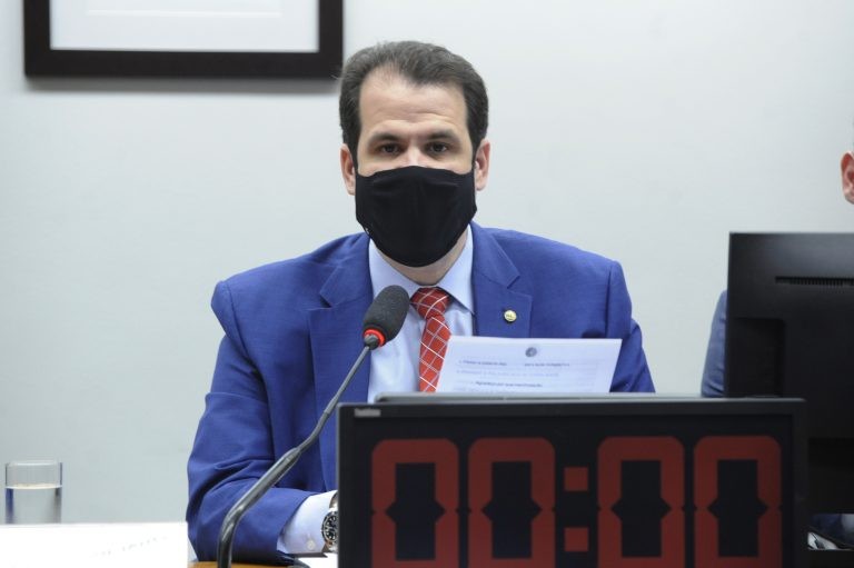 Receita diz que brasileiros movimentaram R$ 127 bi em criptomoedas em 2020