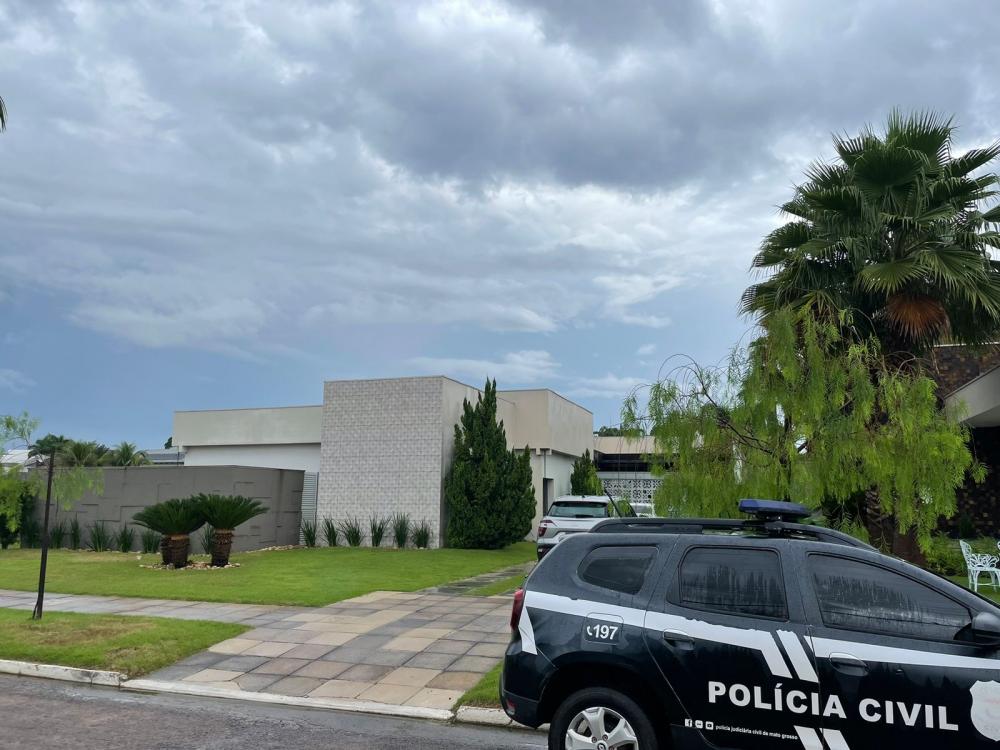 Advogados e PMs envolvidos com facção criminosa em MT é alvo de operação da polícia 