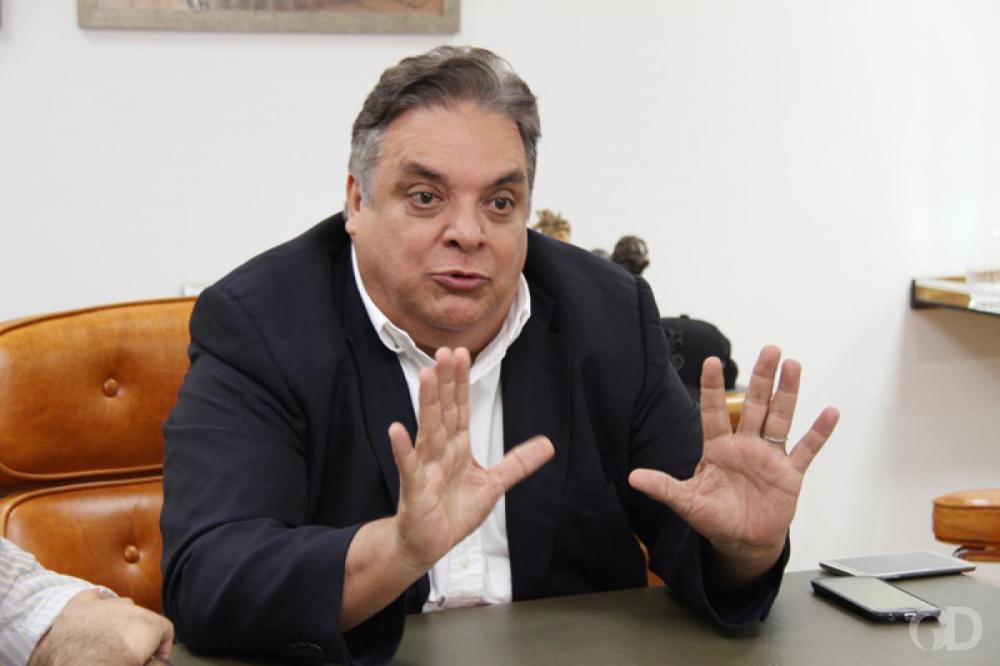 Justiça mantém ação contra ex-deputado e advogado por desvios da ALMT 