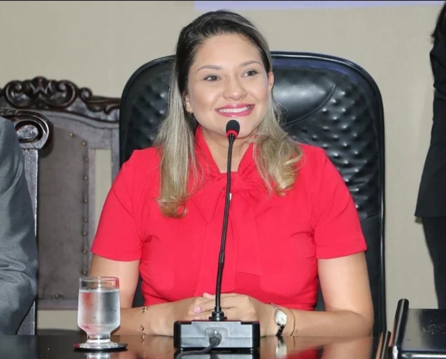 Em defesa dos pescadores, pré-candidata muda de partido, e recebe apoio de Ministro da Agricultura