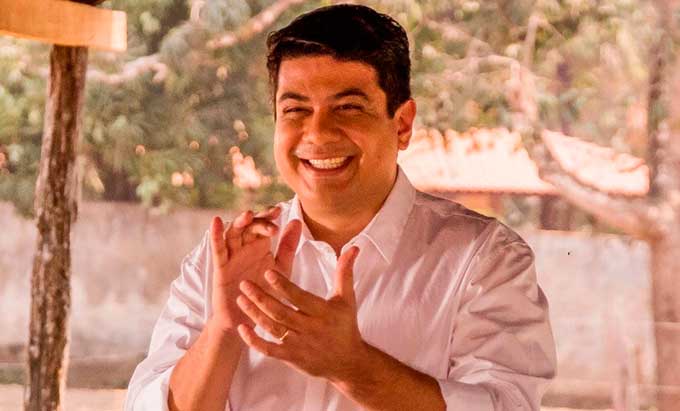 Kalil Baracat contrata empresa para fornecer caminhonetes para secretários do alto escalão por R$ 508 mil por ano