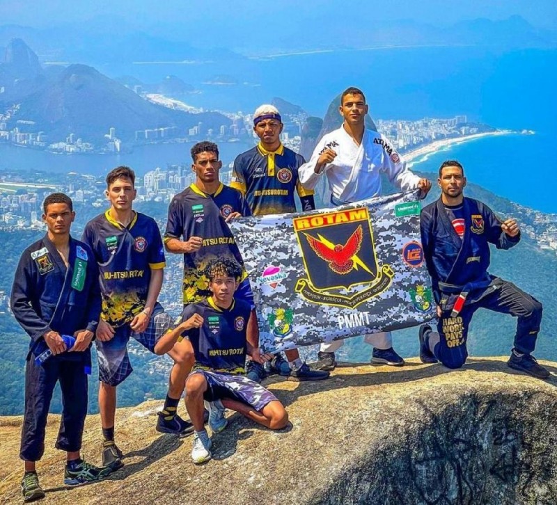 Projeto ‘Jiu-Jitsu Rotam’ abre mundo de oportunidades para crianças e adolescentes da Região Metropolitana