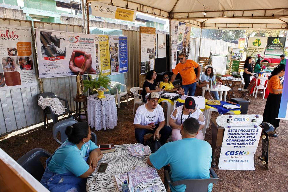 Equipes do Festival Braseiro visitam instituições filantrópicas de Cuiabá