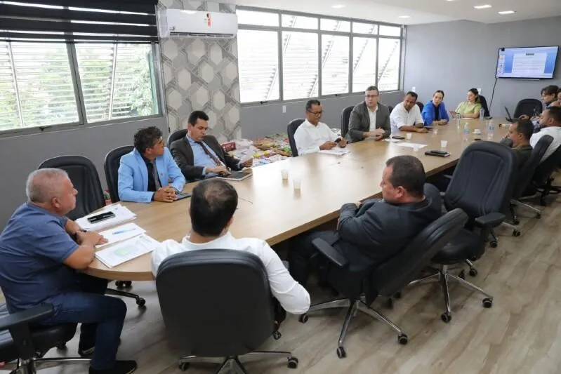 Vereador Chico 2000 articula início de cirurgias eletivas em Cuiabá