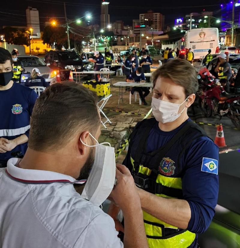 Onze são presos por dirigir bêbado e um por não ter habilitação na Capital
