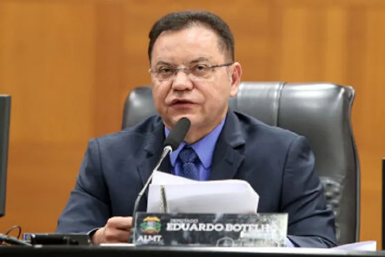 Pesquisa aponta Botelho em primeiro lugar, mas eleição deve ser definida no 2º turno