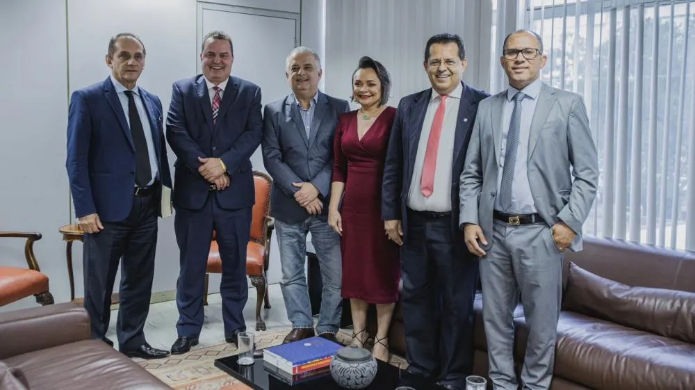 Deputado se reúne com ministro e articula hospital referência em Mato Grosso