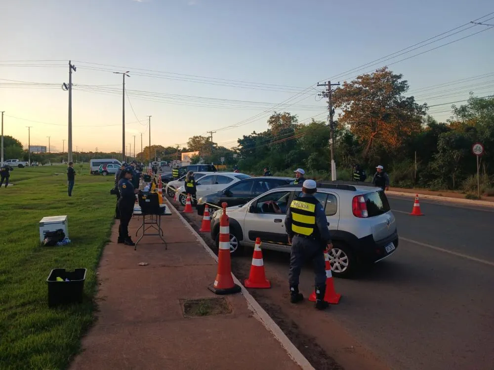 Três motoristas são presos durante Operação Lei Seca em Várzea Grande 
