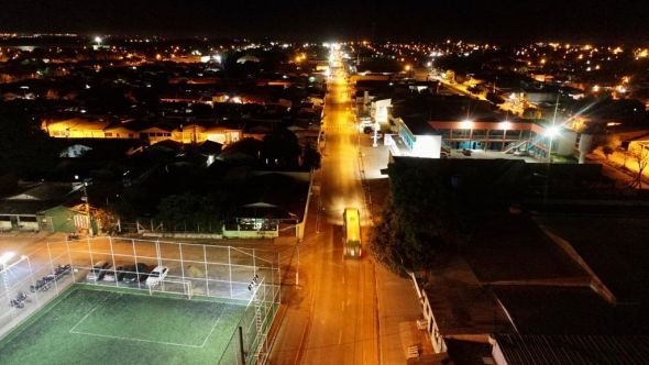 Avenida 30, no Jardim Industriário I, terá toda sua extensão iluminada por lâmpadas de LED