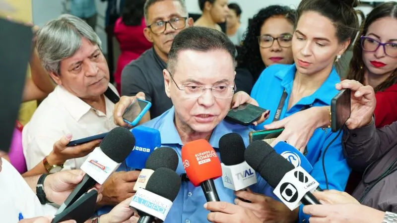 Botelho faz nova rodada de reuniões com técnicos da Saúde e debate medidas para sair do caos