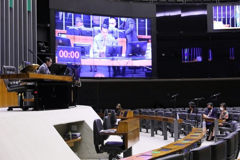 Câmara dos Deputados pode votar PEC dos Precatórios nesta tarde