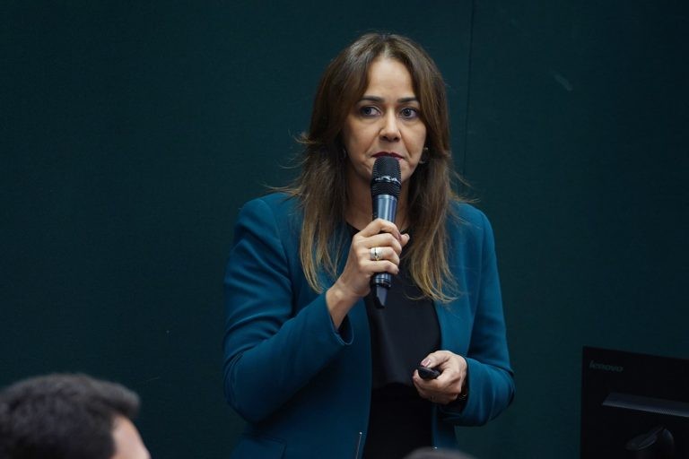 CFM volta a defender autonomia de médicos para prescrever hidroxicloroquina contra Covid-19