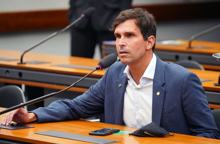 Comissão aprova atenção a pessoas com deficiência nas políticas de prevenção ao suicídio