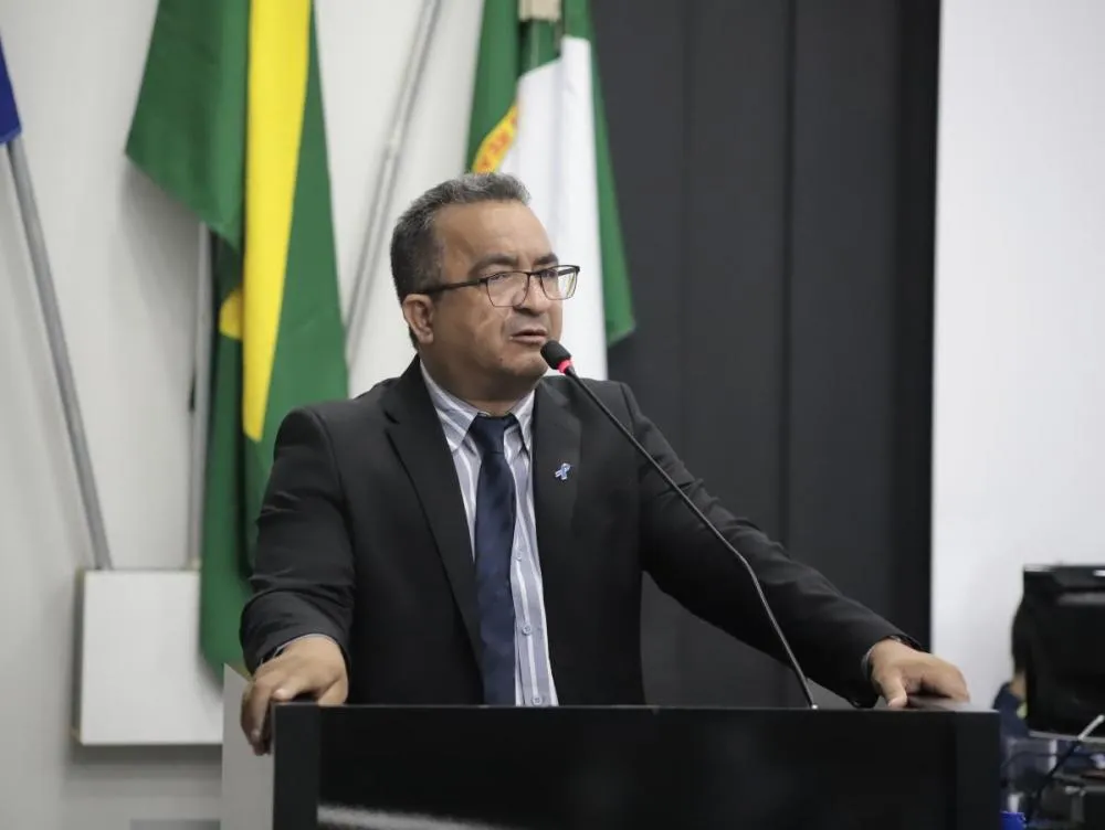 CRM pede cassação de vereador que invadiu UTI do Hospital Municipal de Cuiabá